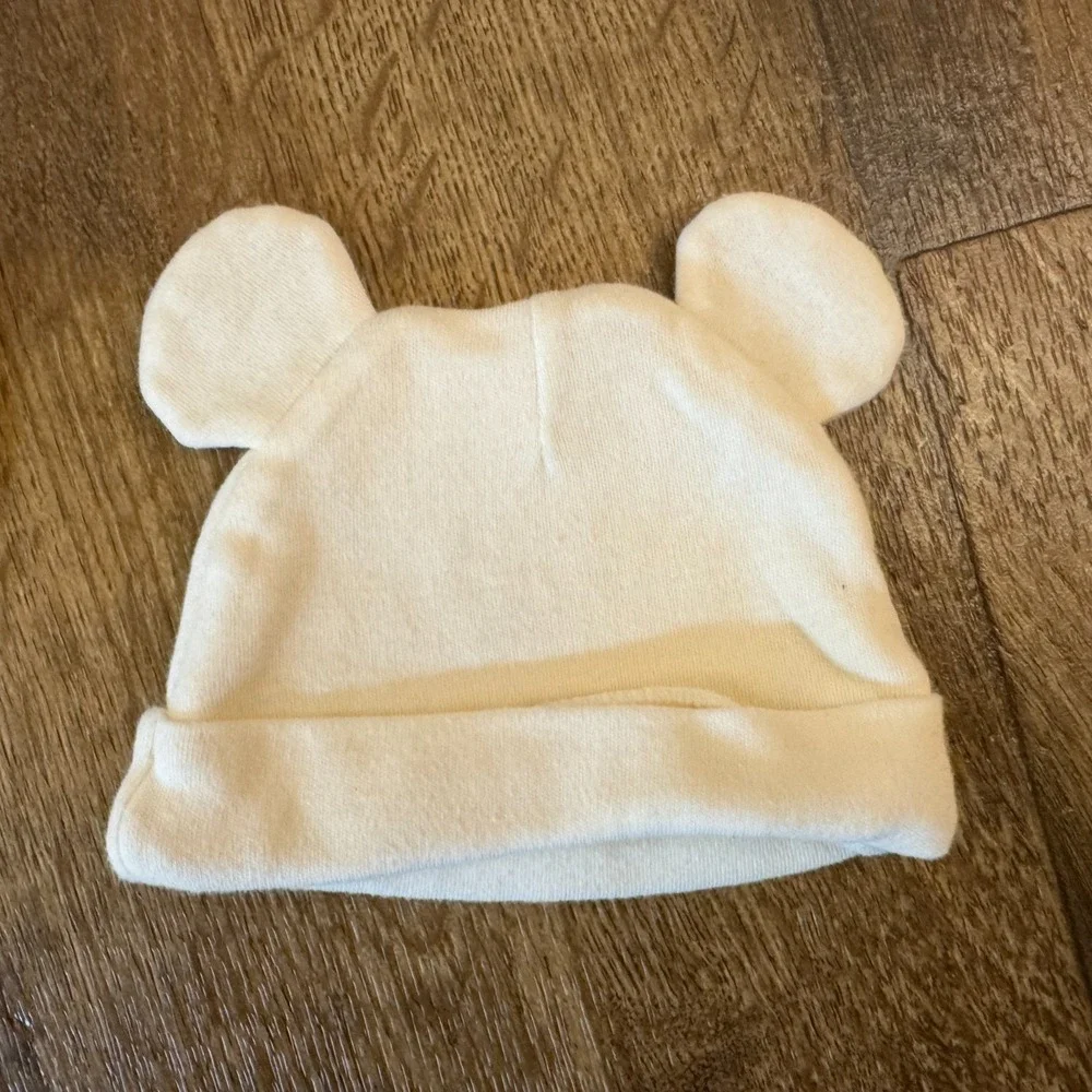 Disney Baby Bundle Preemie Winnie Pooh Outfit Hat Gender Neutral Yellow